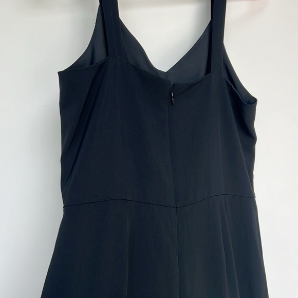 The Japanese GoWeave Essential
NWOT
Jumpsuit sleeveless black size 6 wide leg - Picture 5 of 12